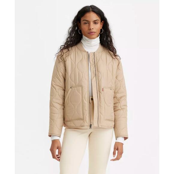 Levi's Jackets & Blazers - Levi's Onion Quilted Liner Jacket size L